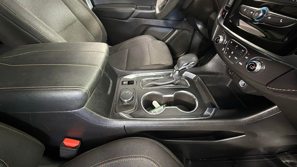Certified 2021 Chevrolet Traverse LS image 38
