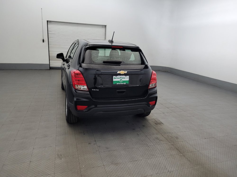 Used 2019 Chevrolet Trax LS FWD image 6