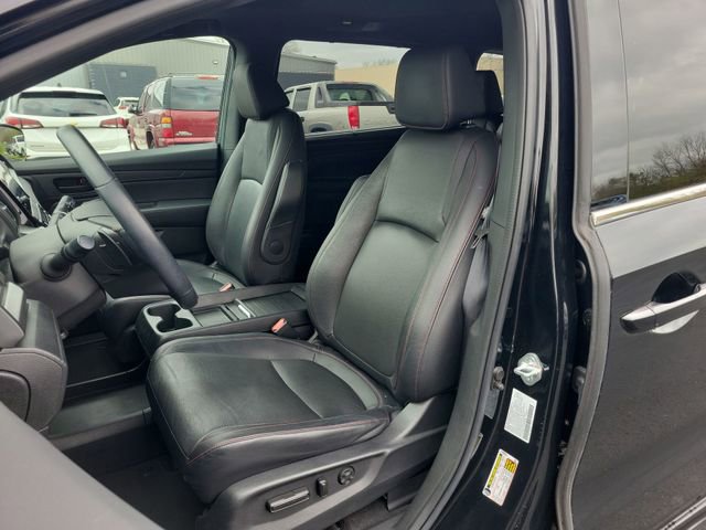 Used 2023 Honda Odyssey Sport image 19