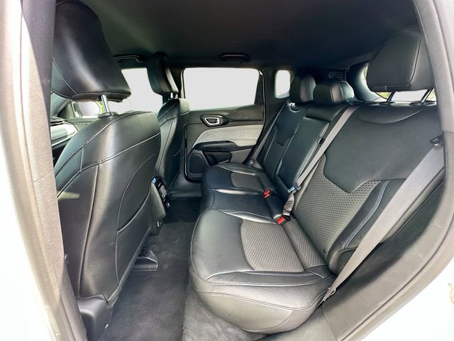 Used 2024 Jeep Compass Latitude image 22