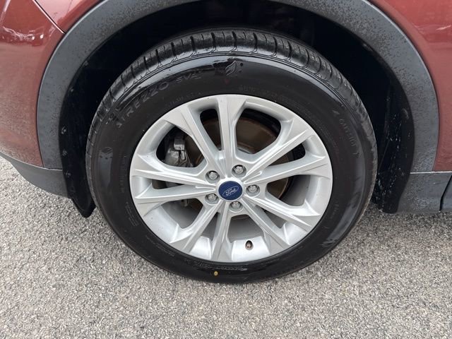 Used 2018 Ford Escape SEL image 9