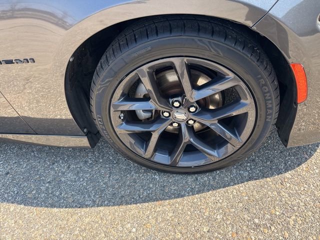 Used 2022 Dodge Charger R/T w/ Blacktop Package image 11