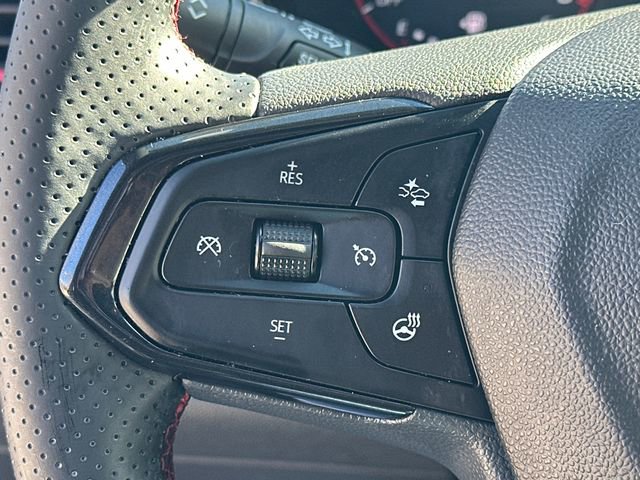 Used 2024 Chevrolet Trax RS w/ Driver Confidence Package image 28