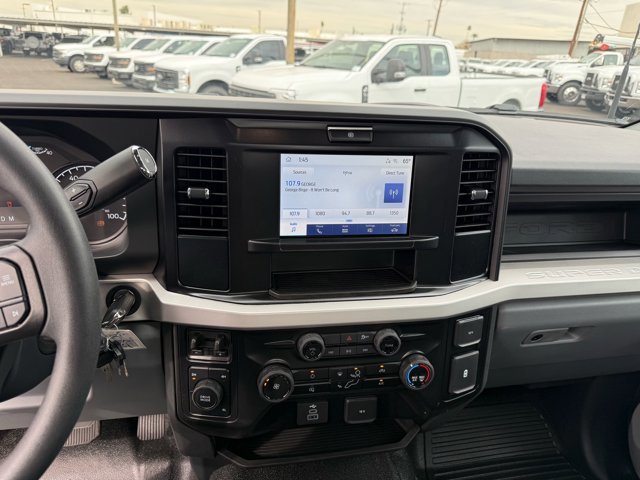New 2026 Ford F550 4x4 Regular Cab Super Duty image 11