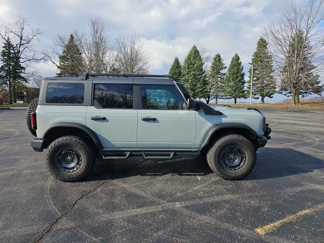 Used 2022 Ford Bronco Everglades image 7