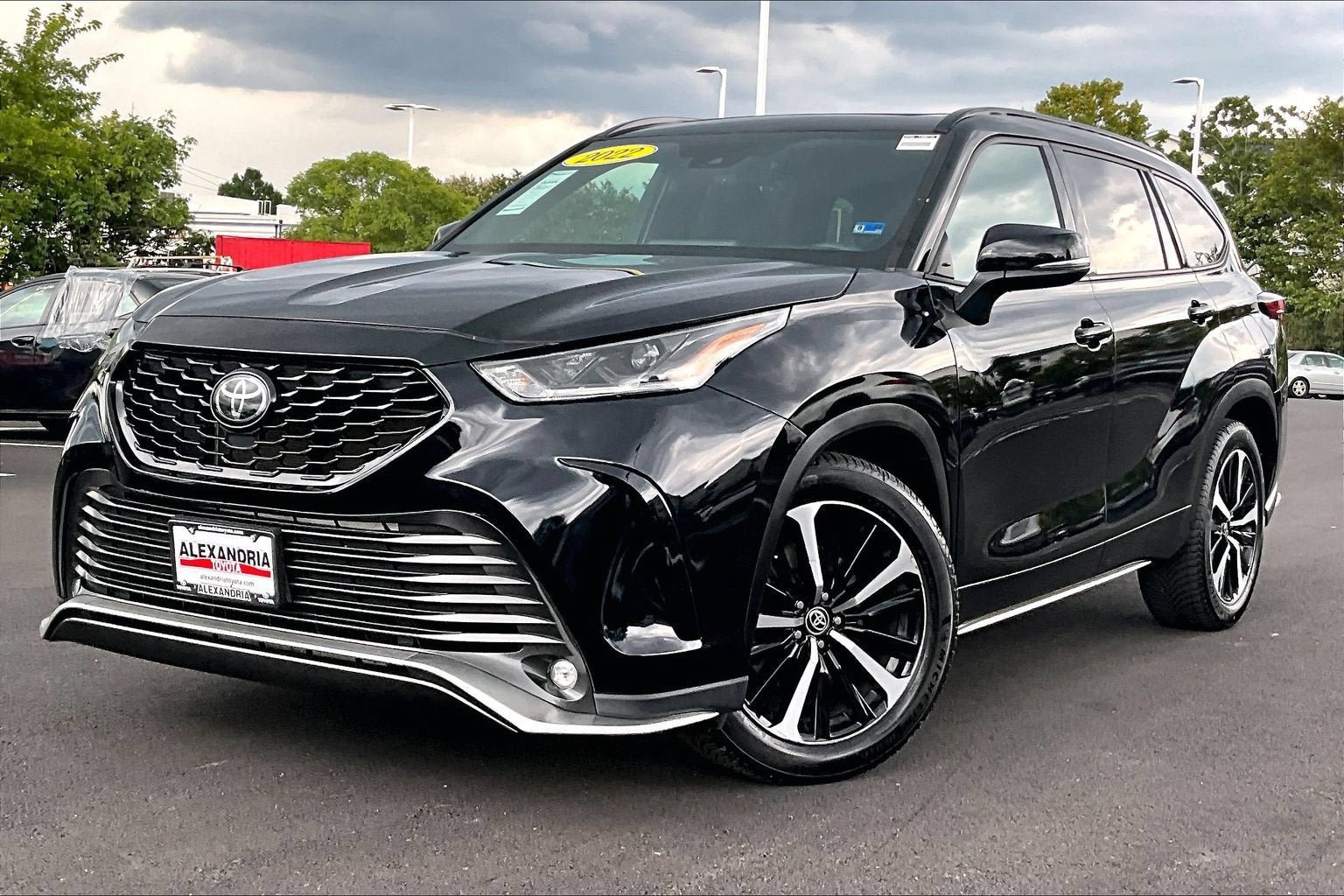 Used 2022 Toyota Highlander XSE AWD/4WD image 1