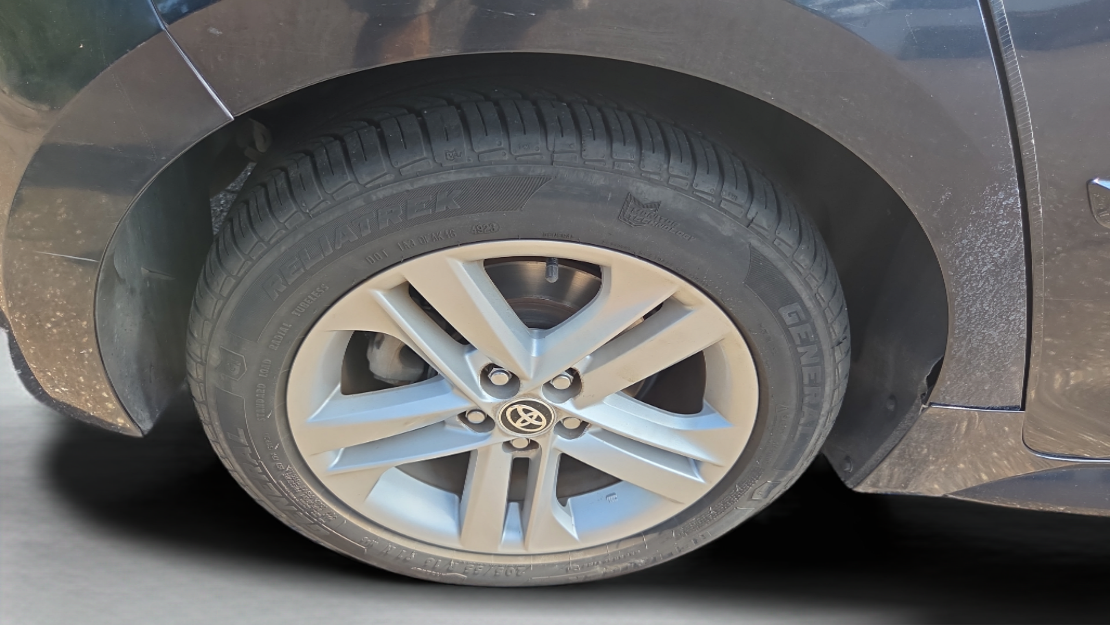 Used 2019 Toyota Corolla SE w/ SE Option Package FWD image 33