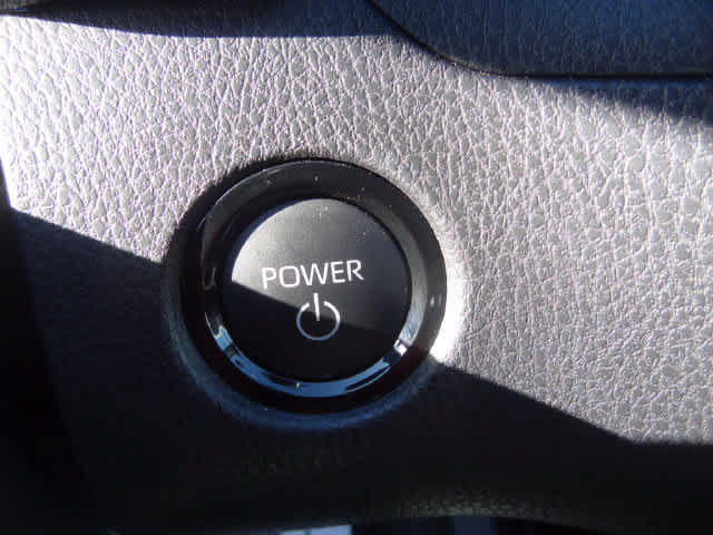 Used 2026 Toyota Camry SE FWD image 15