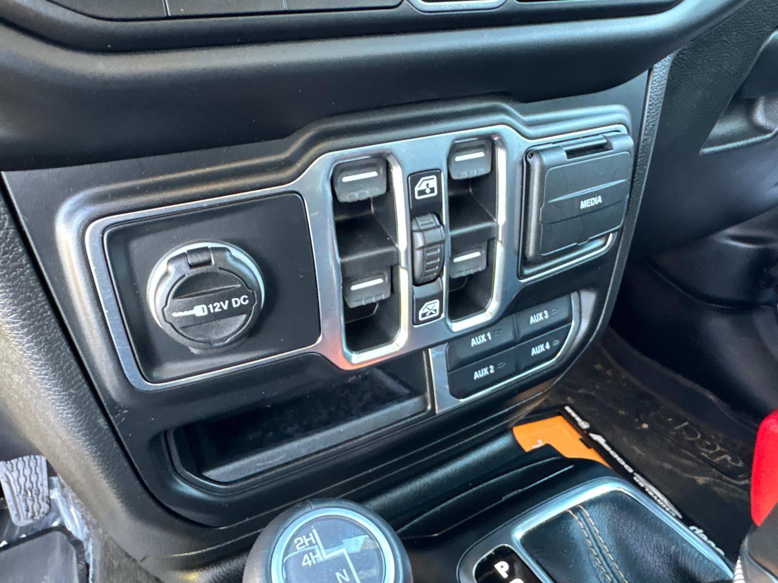 Certified 2021 Jeep Gladiator Overland AWD/4WD image 25