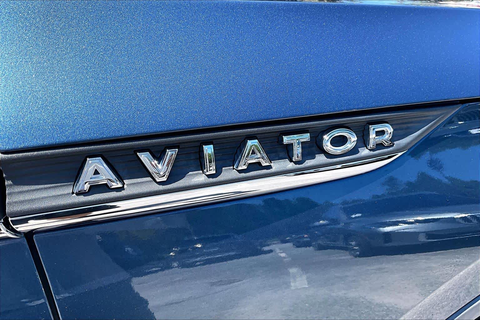Used 2020 Lincoln Aviator Reserve w/ Equipment Group 201A RWD image 10