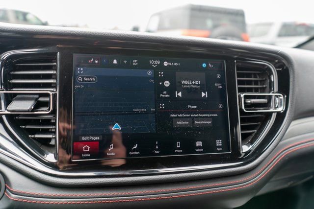 Used 2024 Dodge Durango GT image 26
