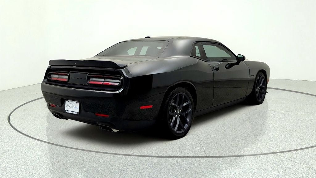 Used 2020 Dodge Challenger R/T w/ Blacktop Package RWD image 5