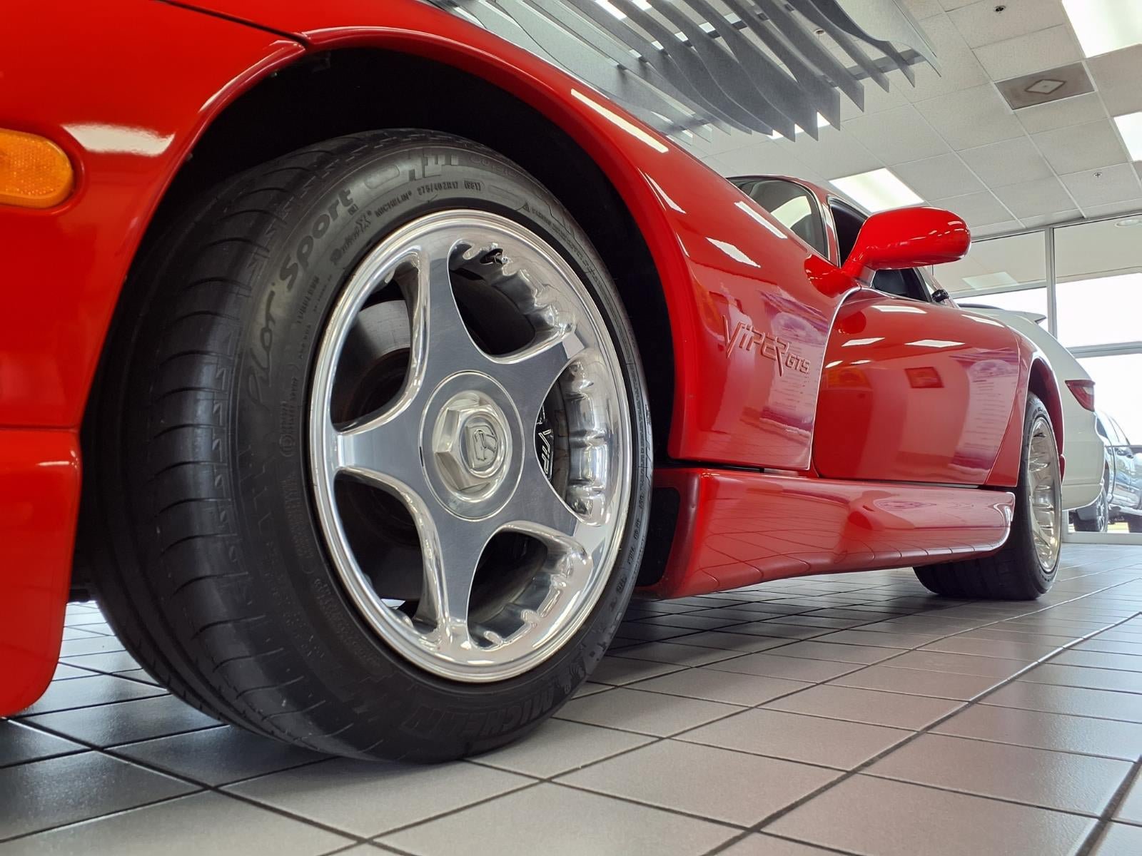 Used 1997 Dodge Viper GTS RWD image 18