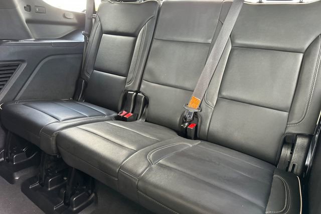 Used 2024 Chevrolet Tahoe Premier AWD/4WD image 17