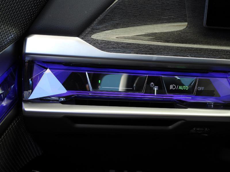 Used 2024 BMW 740i image 94