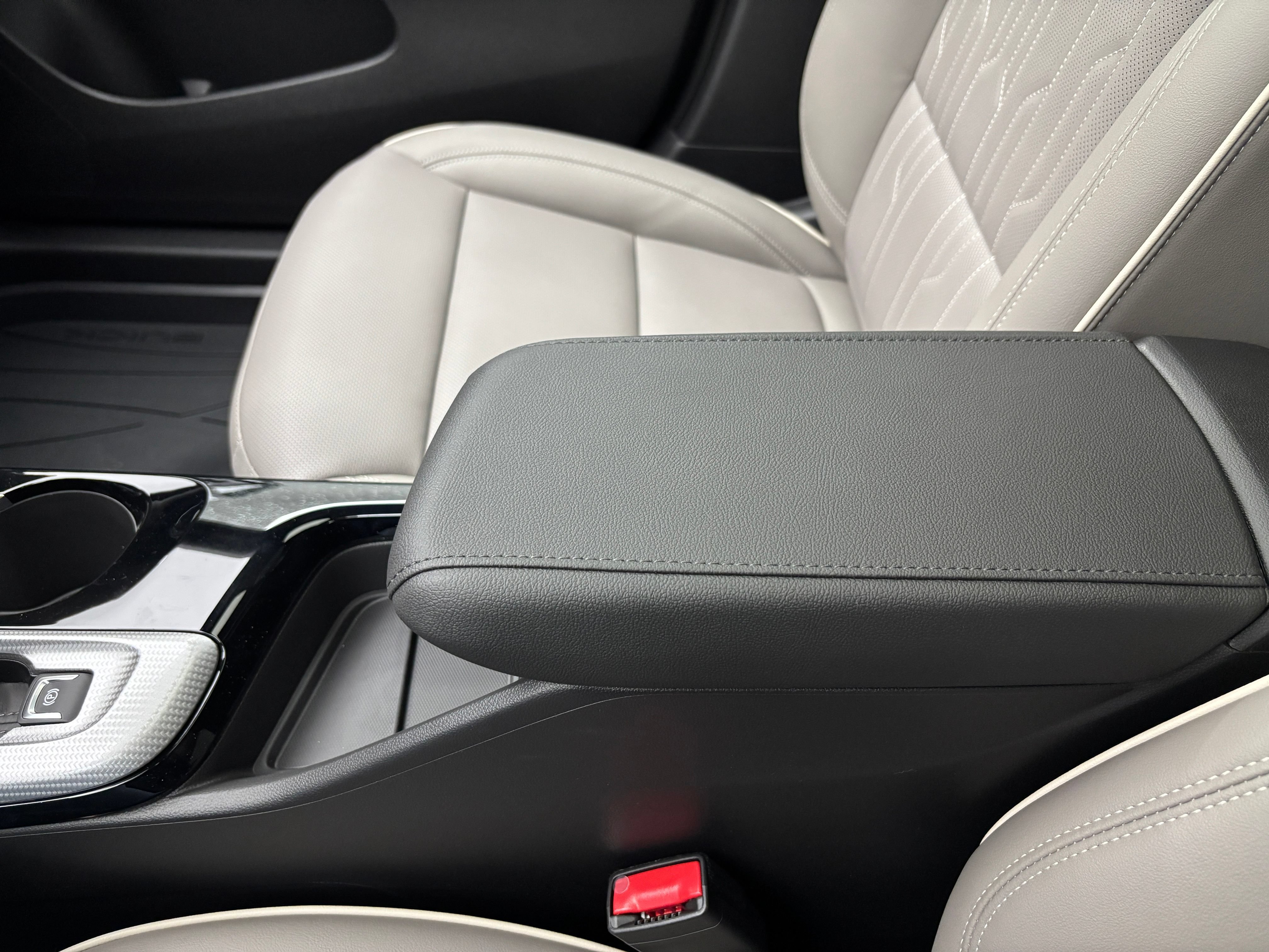 New 2026 Buick Envista Sport Touring FWD image 29