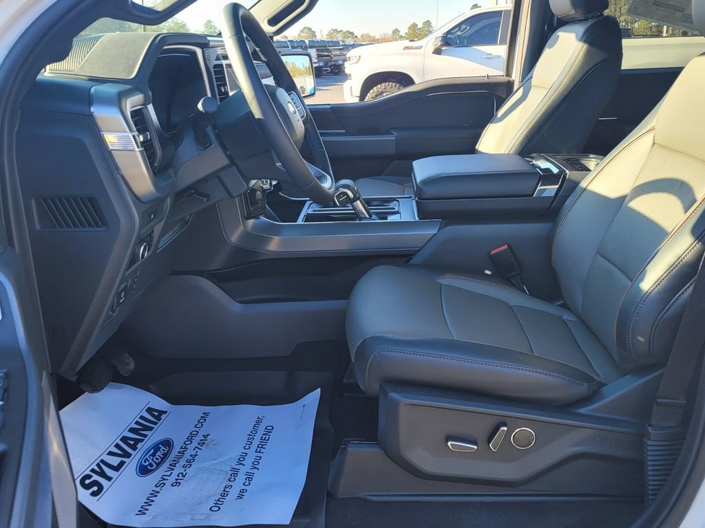 New 2025 Ford F150 Lariat w/ Equipment Group 502A High image 4