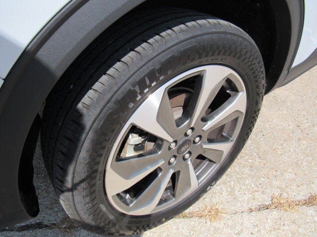 Used 2025 Ford Escape Platinum AWD/4WD image 35