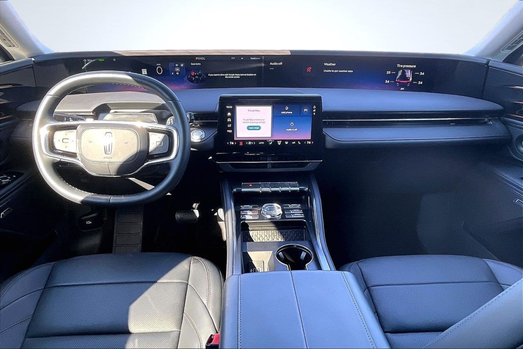 Used 2026 Lincoln Nautilus Premier w/ Equipment Group 102A AWD/4WD image 9