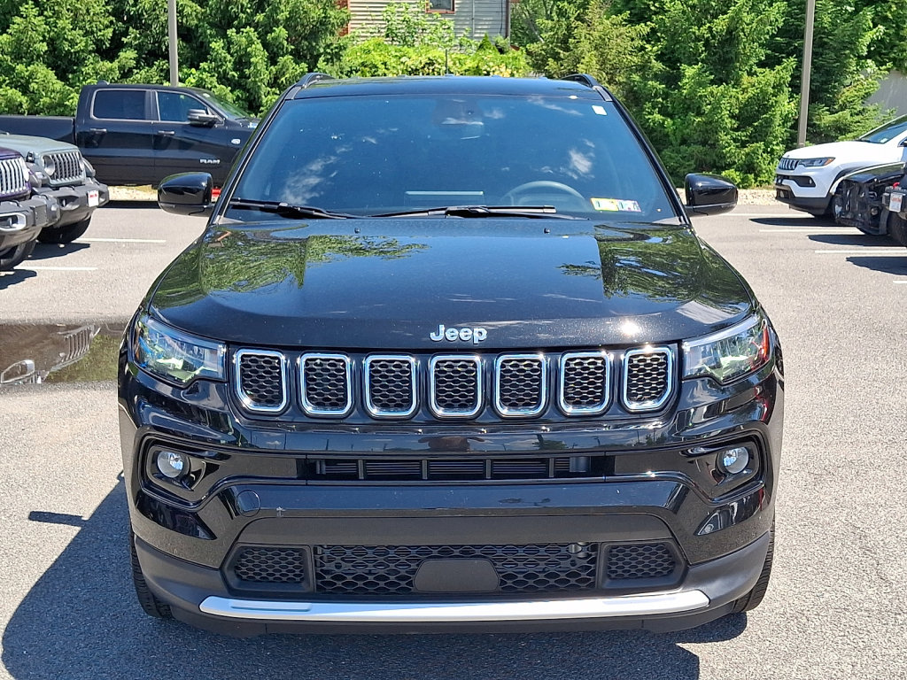 Used 2023 Jeep Compass Limited AWD/4WD image 12