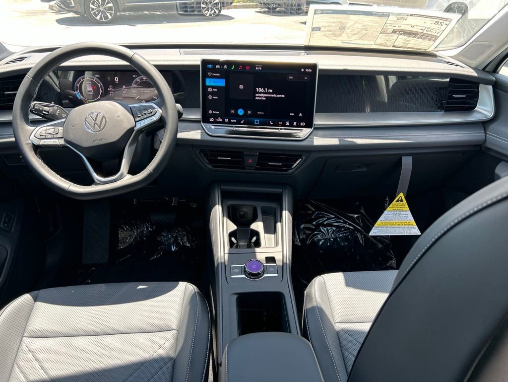 New 2026 Volkswagen Tiguan SE FWD image 10