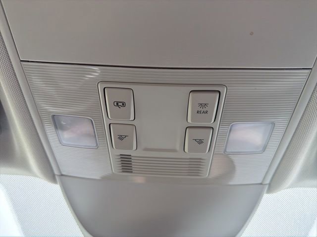 Used 2023 Volkswagen Taos SE w/ Black Wheel Package FWD image 36