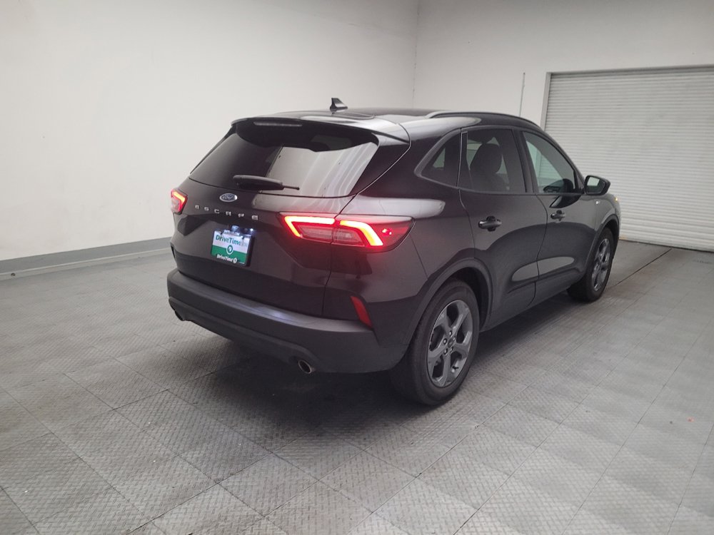 Used 2025 Ford Escape ST-Line FWD image 9