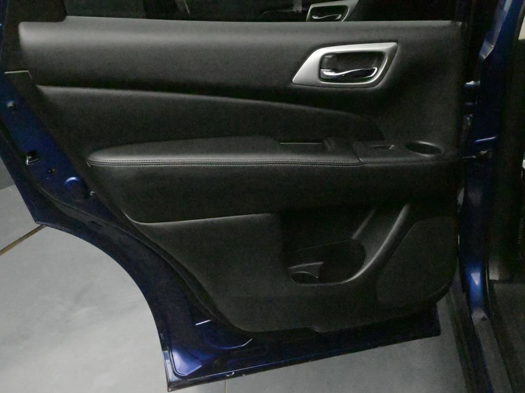 Certified 2020 Nissan Pathfinder S AWD/4WD image 18