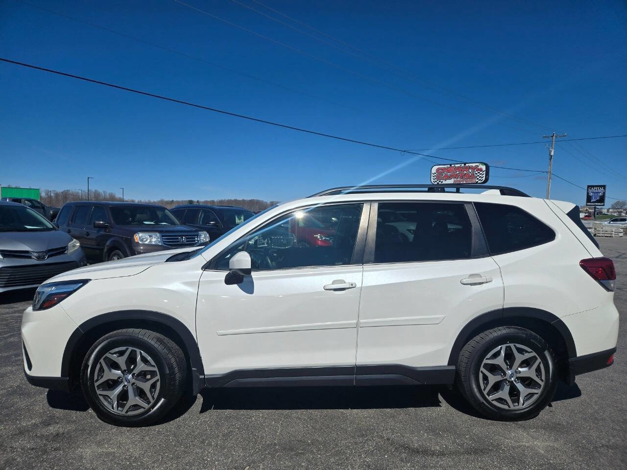 Used 2021 Subaru Forester Premium w/ Popular Package #1 AWD/4WD image 4