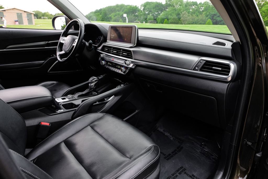 Used 2022 Kia Telluride S image 17