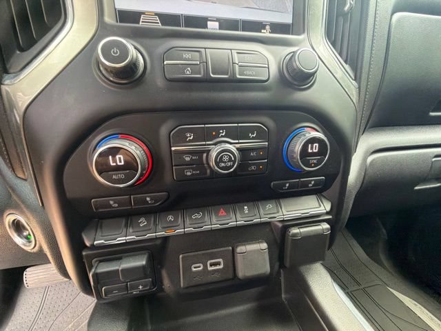 Used 2020 Chevrolet Silverado 1500 RST AWD/4WD image 25