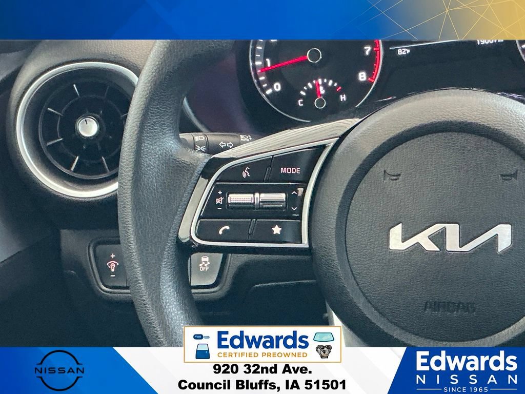 Used 2023 Kia Forte LXS w/ LXS Technology Package FWD image 17