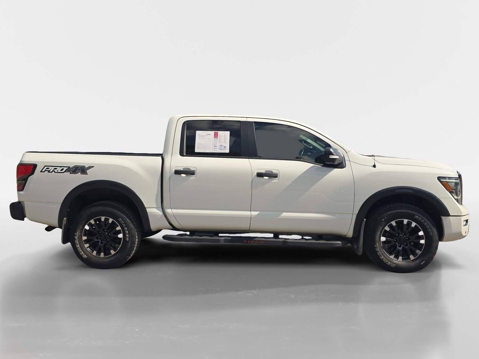 Used 2021 Nissan Titan PRO-4X w/ Pro-4x Convenience Package AWD/4WD image 7