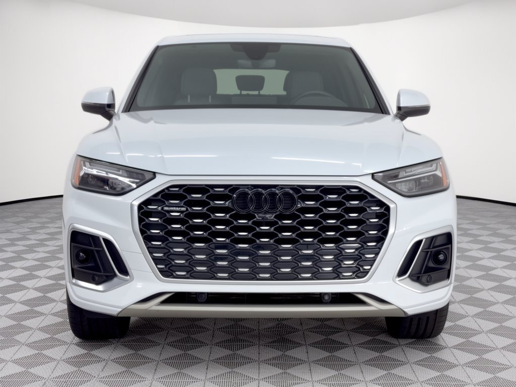 Used 2023 Audi Q5 2.0T Premium Plus w/ Premium Plus Package AWD/4WD image 6