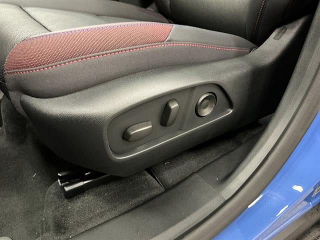 New 2026 Chevrolet Equinox RS w/ LPO, Floor Liner Package AWD/4WD image 19