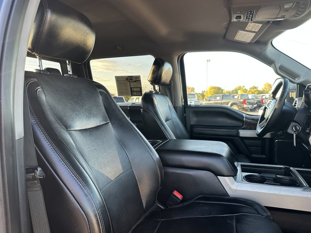 Used 2018 Ford F250 Lariat w/ Lariat Value Package AWD/4WD image 15