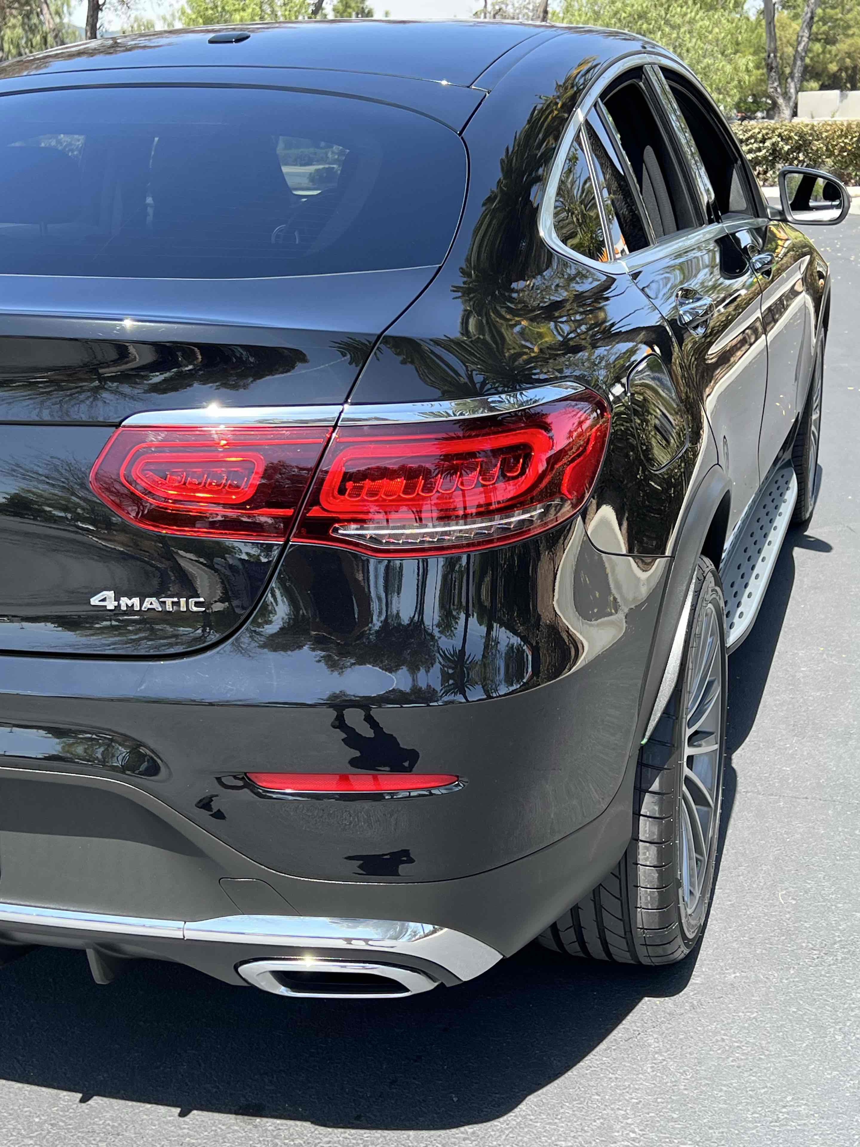 Used 2020 Mercedes-Benz GLC 300 4MATIC Coupe image 41