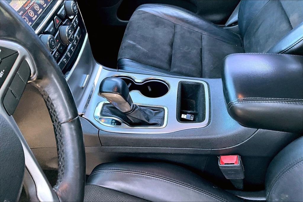 Used 2020 Jeep Grand Cherokee Altitude image 13