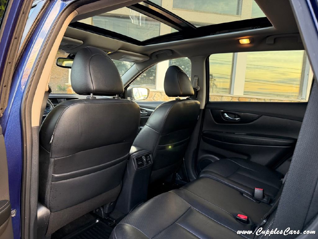 Used 2019 Nissan Rogue SL w/ Premium Package image 8