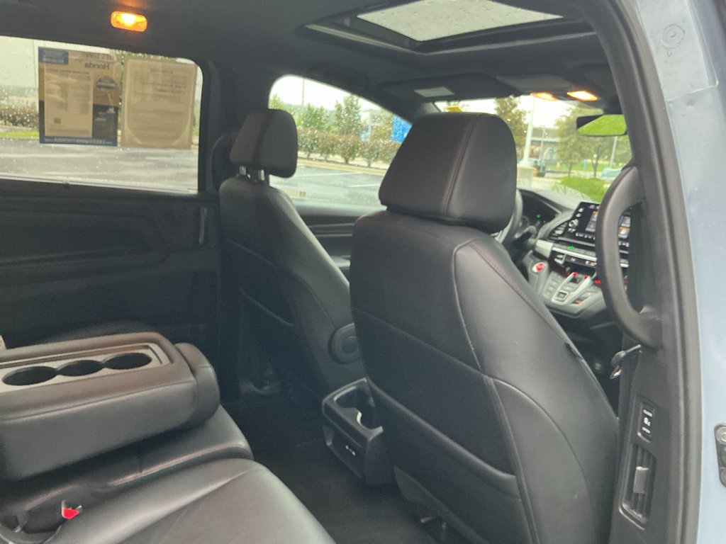 Used 2025 Honda Odyssey Sport-L image 39