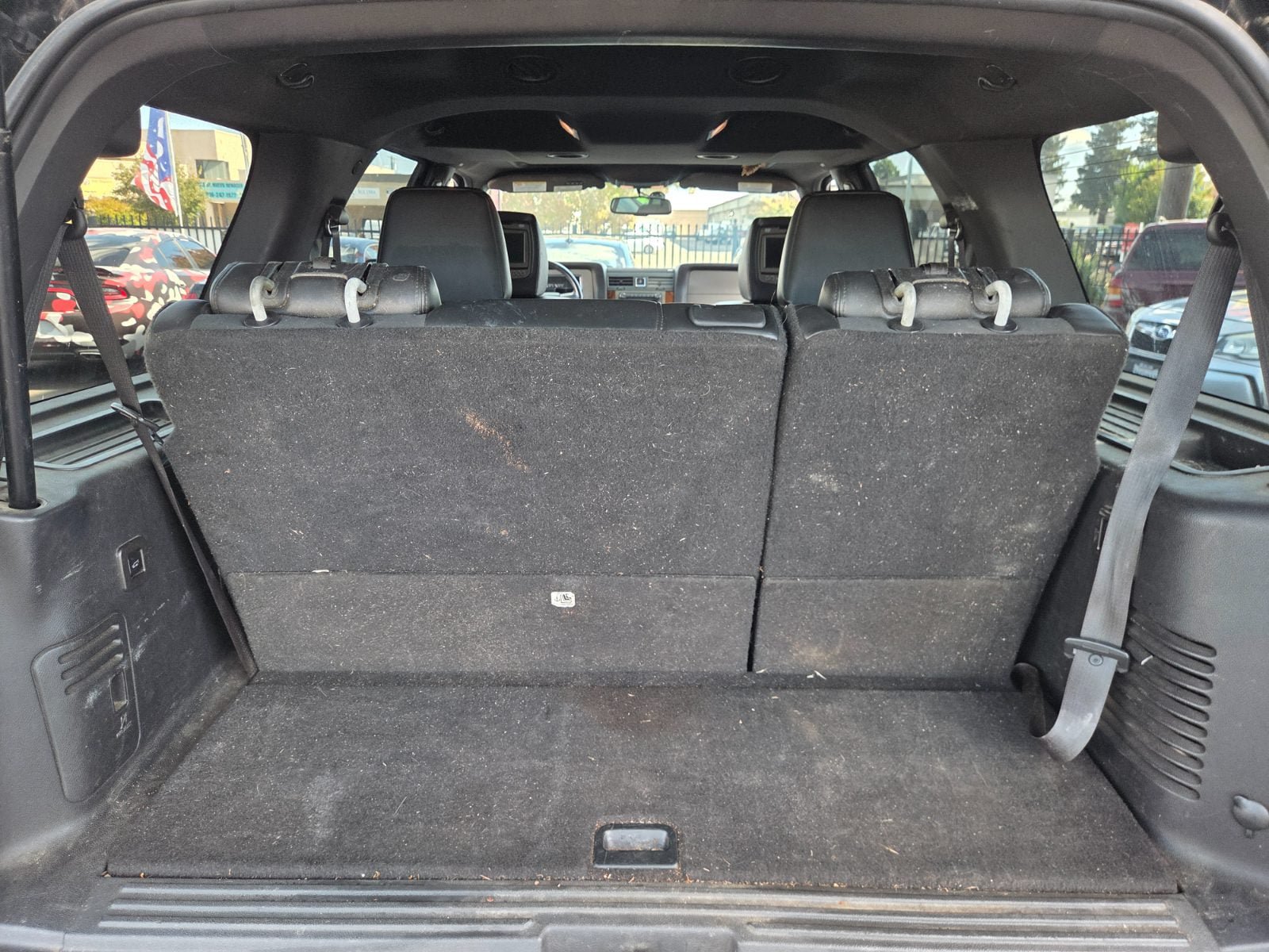 Used 2014 Lincoln Navigator 4WD image 12