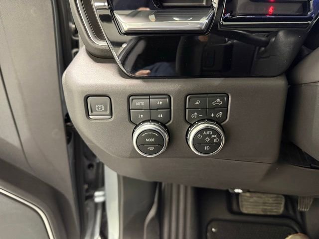 Certified 2023 GMC Sierra 1500 SLT w/ SLT Premium Package AWD/4WD image 18