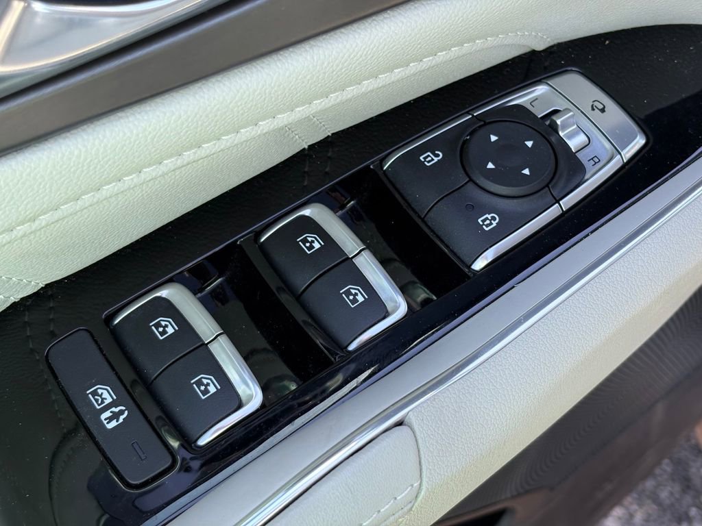 Certified 2023 Kia Sorento SX AWD/4WD image 23