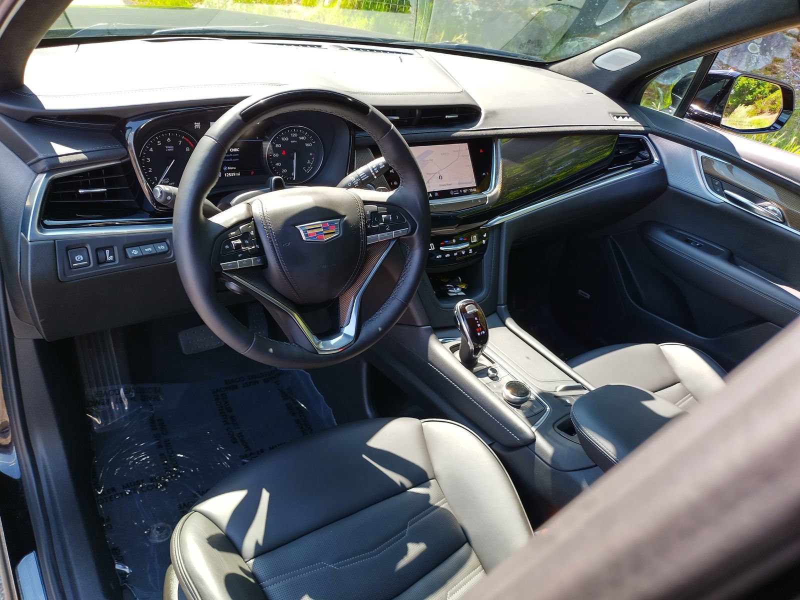 Certified 2025 Cadillac XT6 Premium Luxury w/ Platinum Package image 14