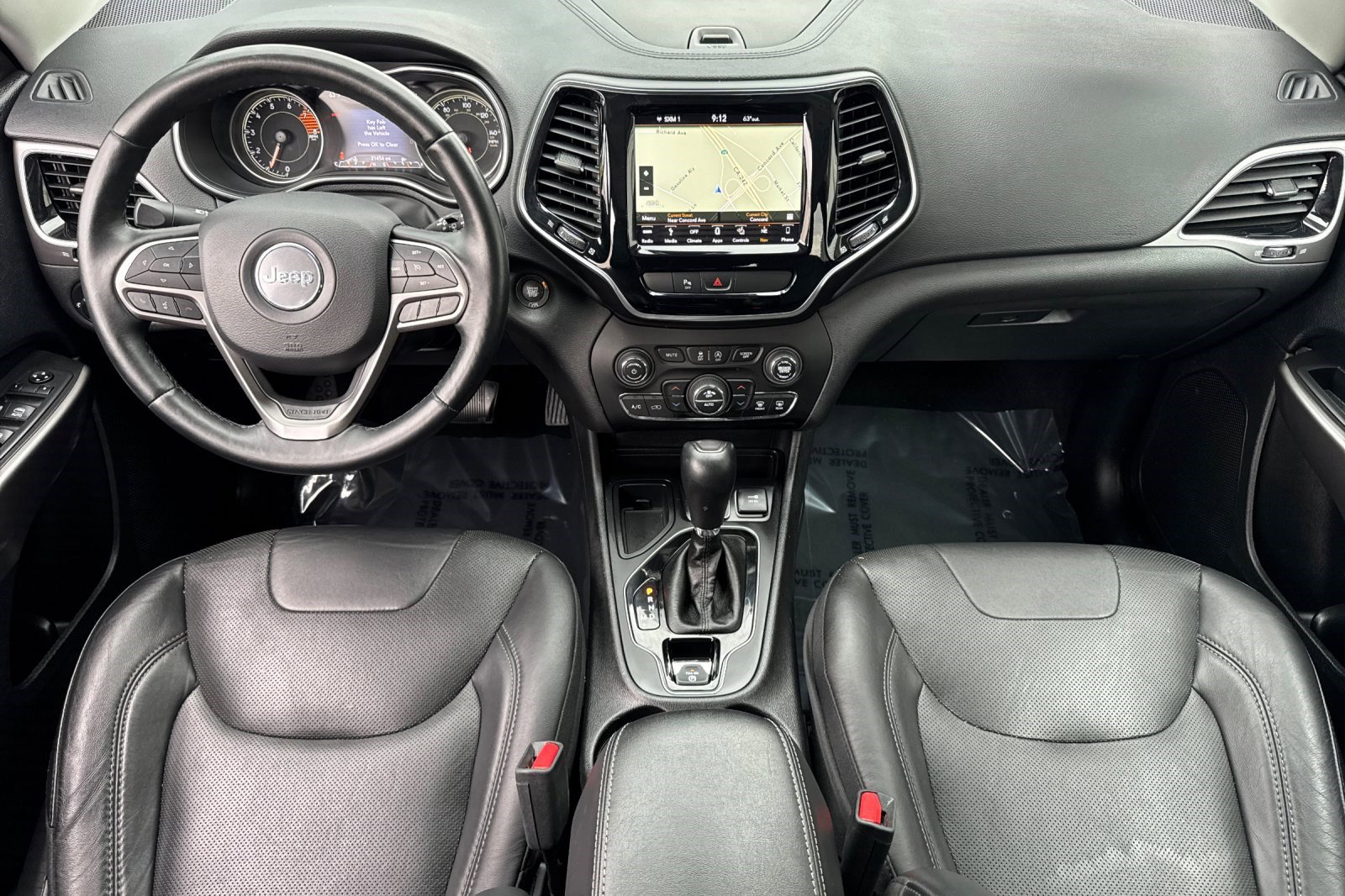 Used 2019 Jeep Cherokee Limited FWD image 27