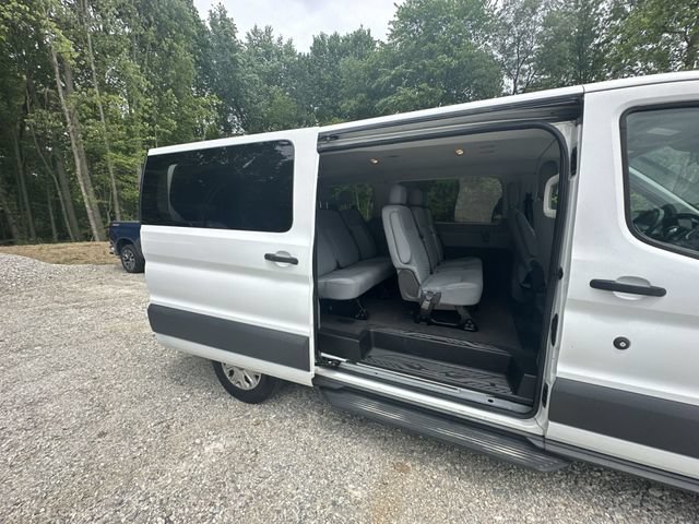 Used 2015 Ford Transit 150 XLT RWD image 50