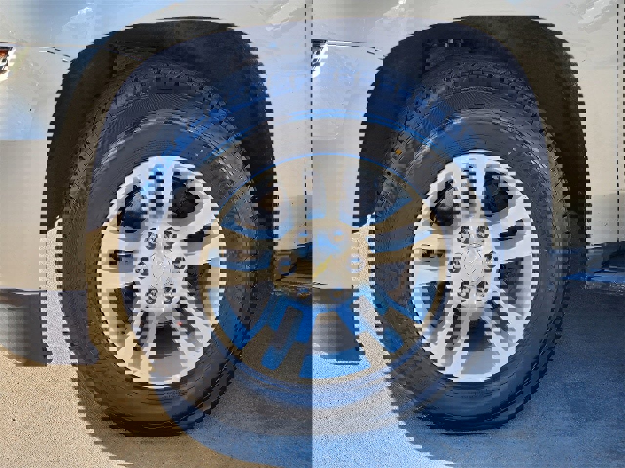 Used 2015 Chevrolet Tahoe LT w/ Luxury Package image 11