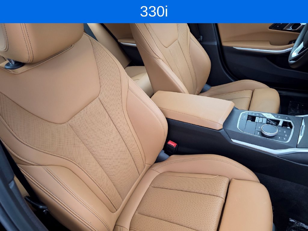 Used 2024 BMW 330i Sedan w/ Convenience Package RWD image 29