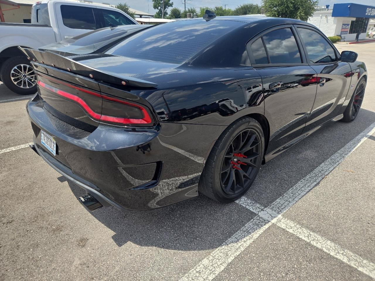 Used 2017 Dodge Charger R/T Scat Pack w/ Dynamics Package RWD image 3