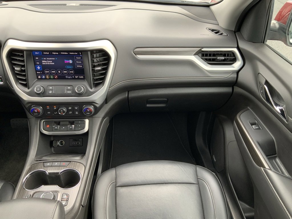 Used 2023 GMC Acadia SLT image 69